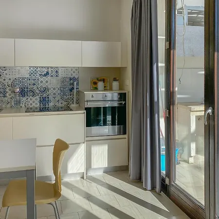 Holiday home Awesome In
